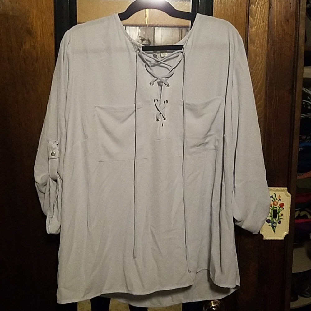 Mid length sleeve sheer shirt